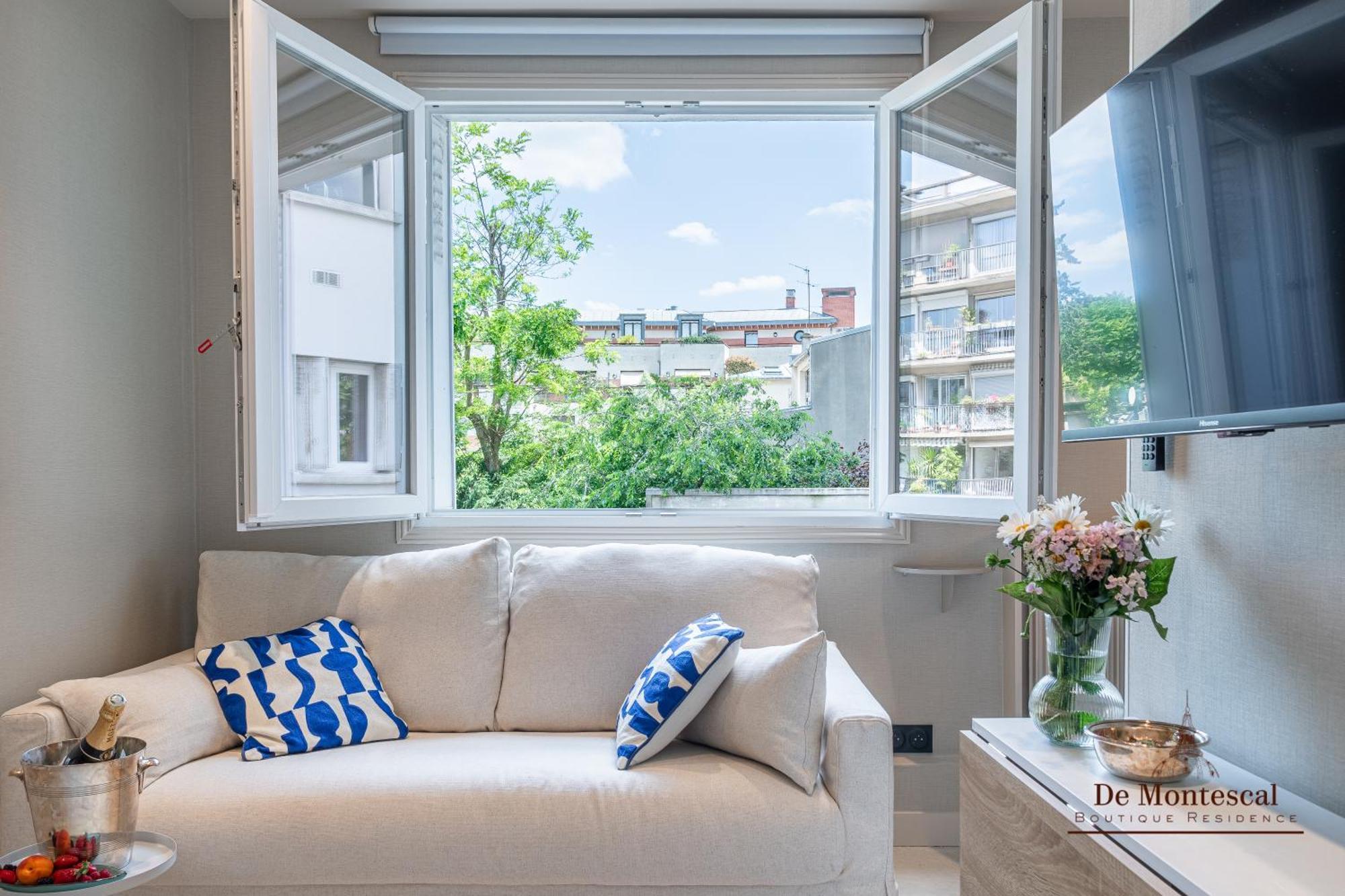 De Montescal- Montparnasse Central With Ac 11 To 14M2 Studio In A Prime Location Paris Luaran gambar