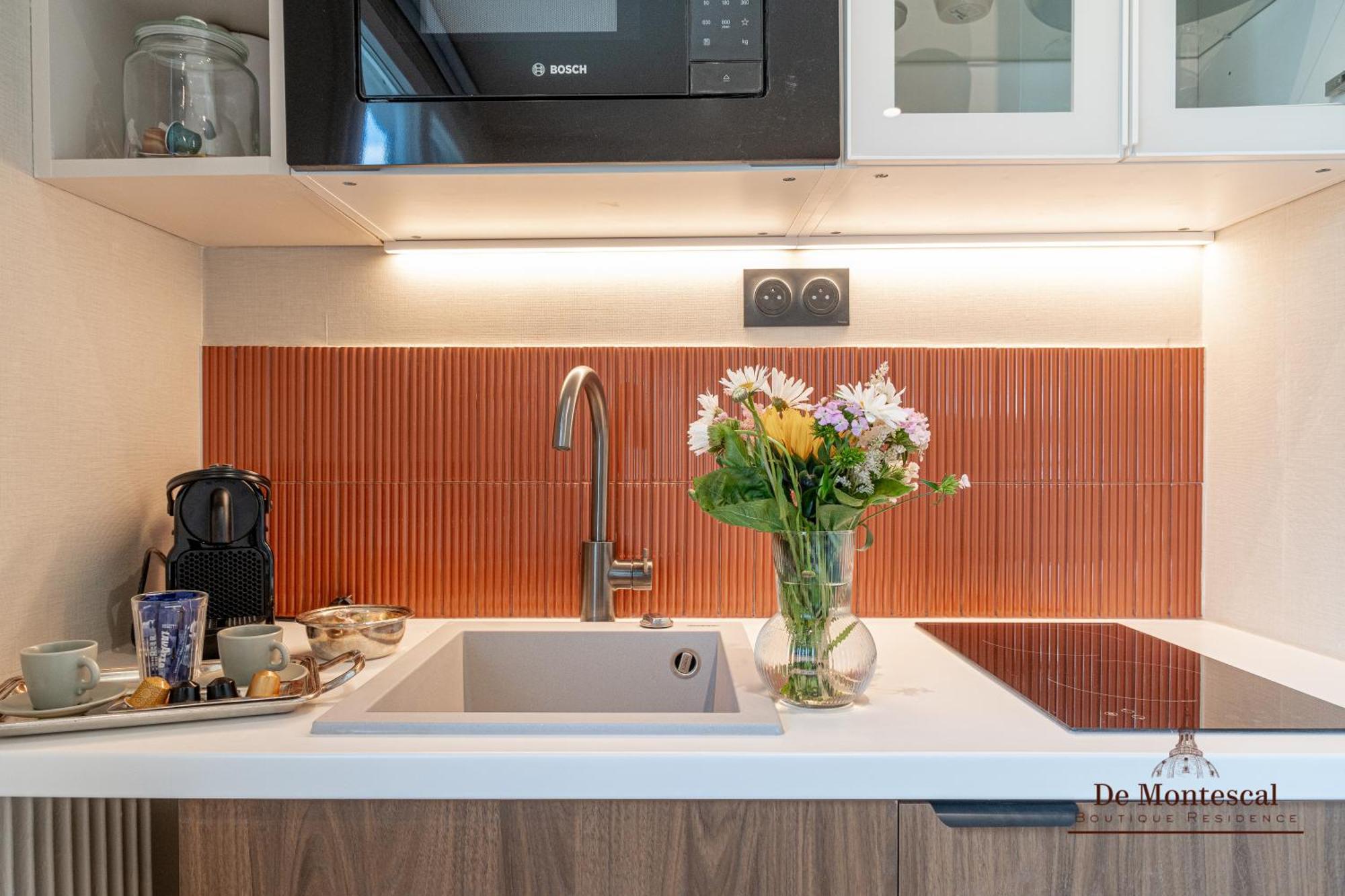 De Montescal- Montparnasse Central With Ac 11 To 14M2 Studio In A Prime Location Paris Luaran gambar