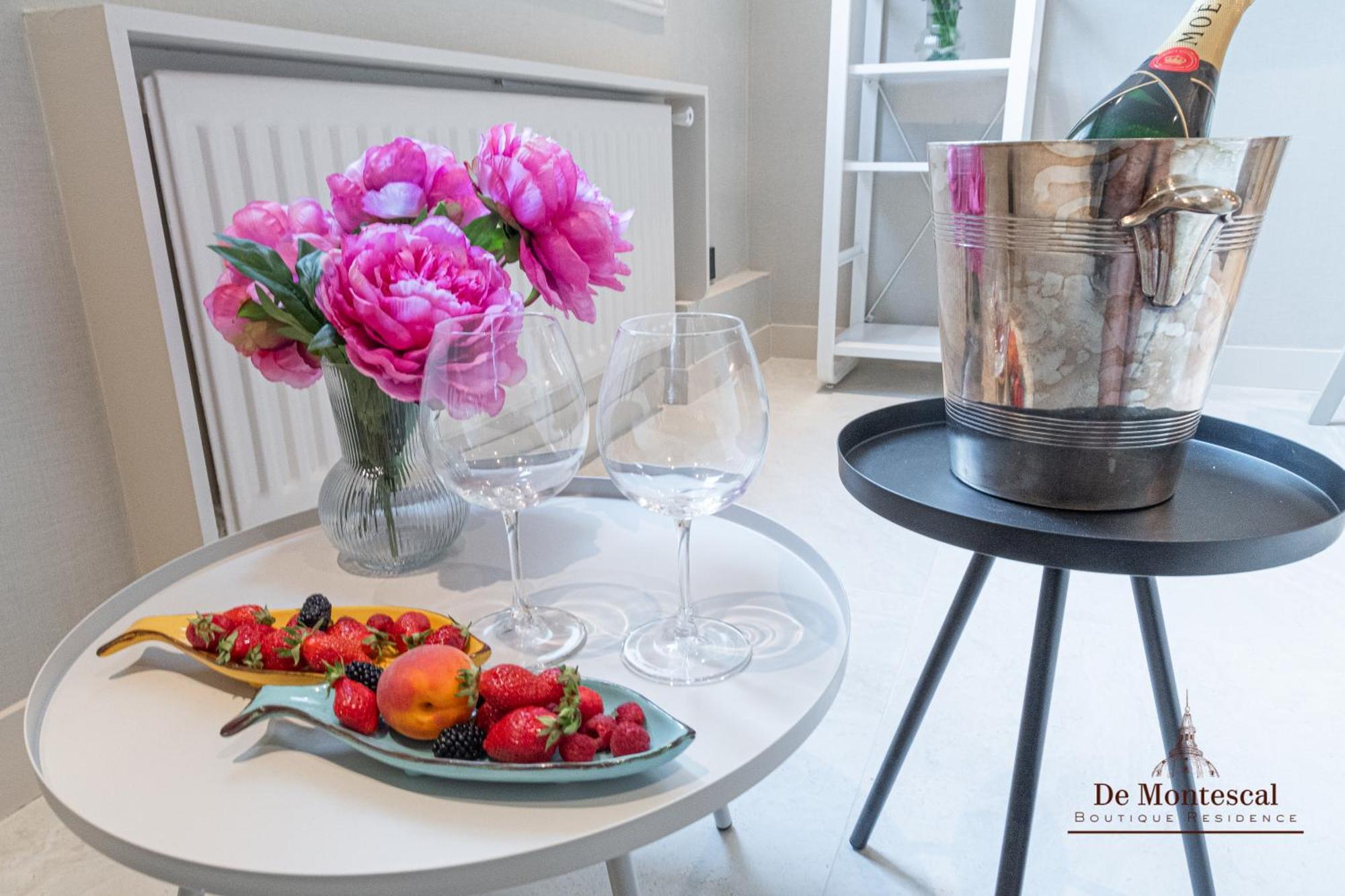 De Montescal- Montparnasse Central With Ac 11 To 14M2 Studio In A Prime Location Paris Luaran gambar