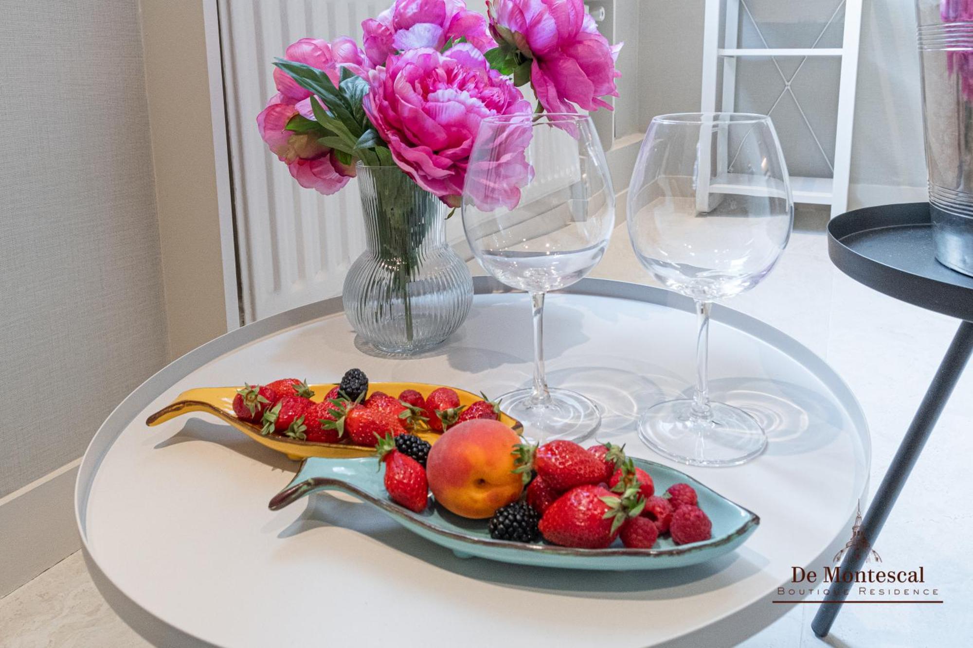 De Montescal- Montparnasse Central With Ac 11 To 14M2 Studio In A Prime Location Paris Luaran gambar